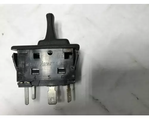 International 9200 DashConsole Switch