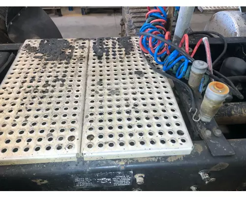 International 9200 Deckplate