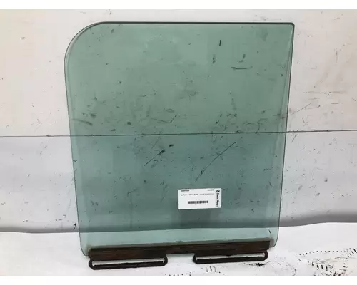 International 9200 Door Glass, Front