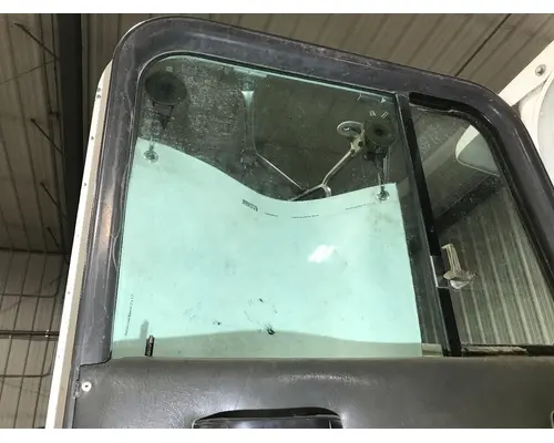 Door Glass, Front International 9200 Vander Haags Inc Sf