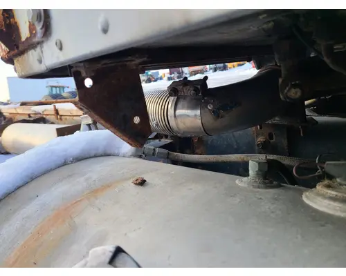 International 9200 Engine Brackets, Misc.