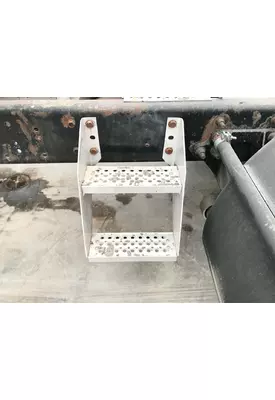 International 9200 Engine Brackets, Misc.