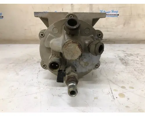 International 9200 FilterWater Separator