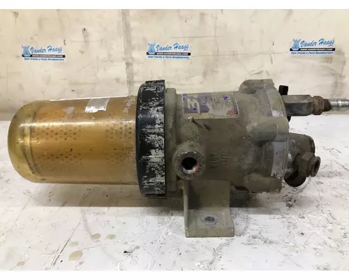 International 9200 Fuel Filter Assembly