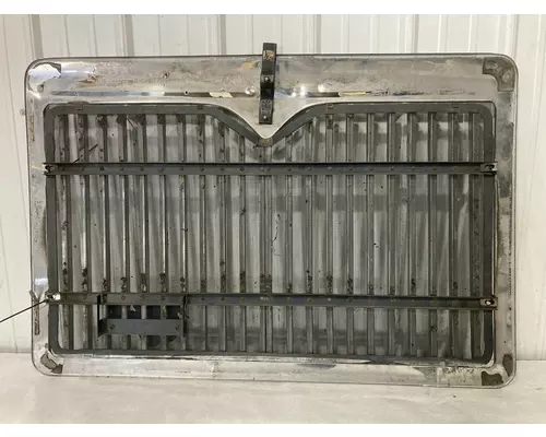 International 9200 Grille