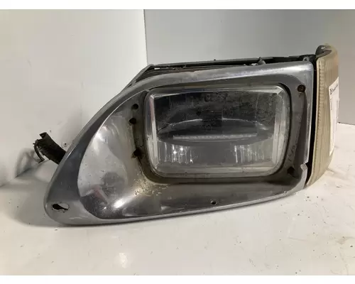 International 9200 Headlamp Assembly