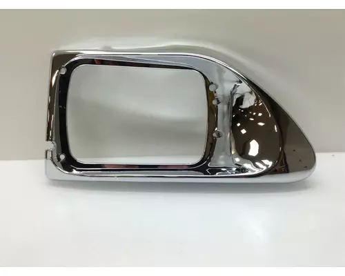 International 9200 Headlamp Assembly