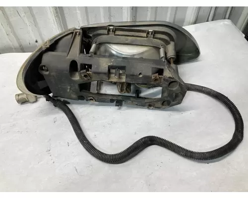 International 9200 Headlamp Assembly