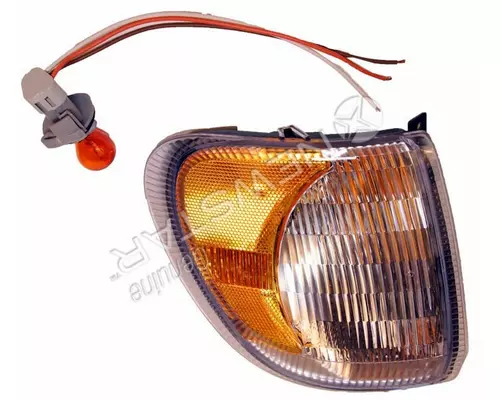 International 9200 Headlamp Assembly