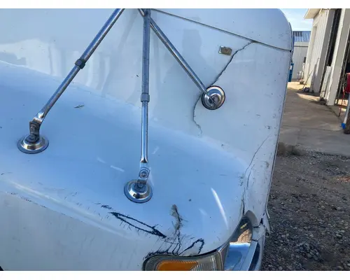 International 9200 Hood