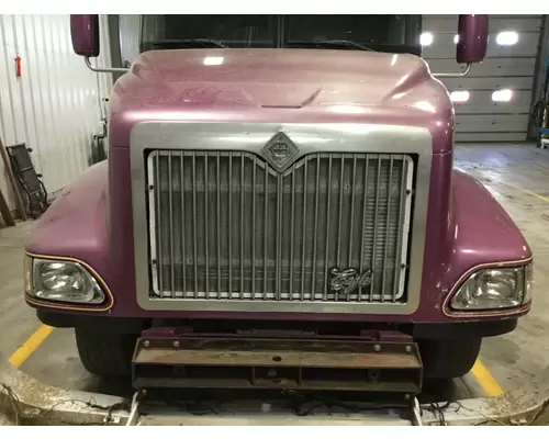 International 9200 Hood