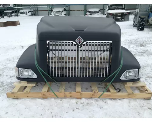 International 9200 Hood