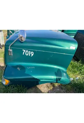 International 9200 Hood