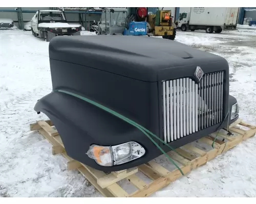 International 9200 Hood