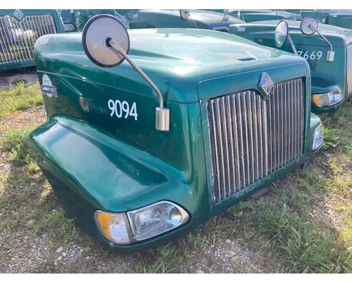 International 9200 Hood