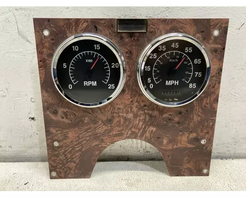 International 9200 Instrument Cluster