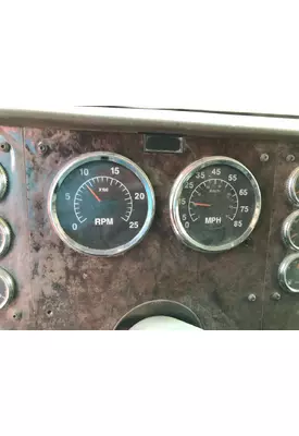 International 9200 Instrument Cluster