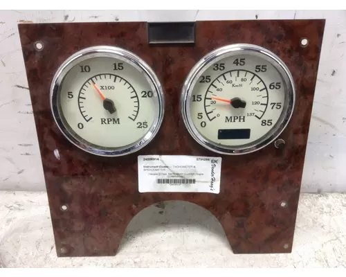 International 9200 Instrument Cluster