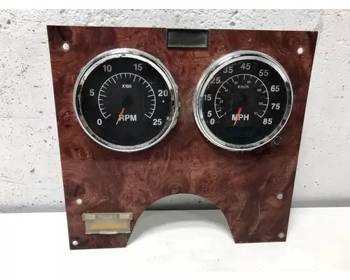 International 9200 Instrument Cluster