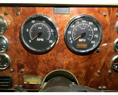 International 9200 Instrument Cluster