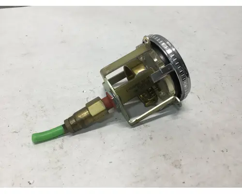 International 9200 Instrument Cluster