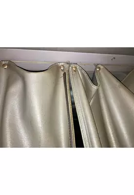 International 9200 Interior Curtains