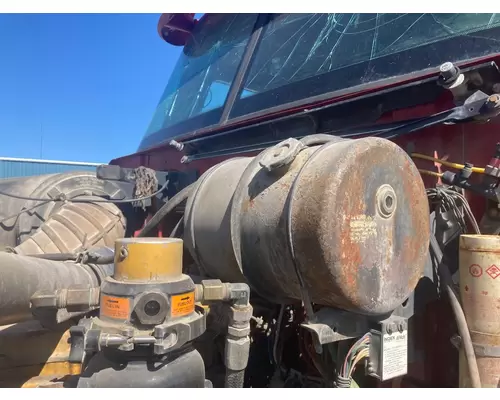 International 9200 Radiator Overflow Bottle  Surge Tank