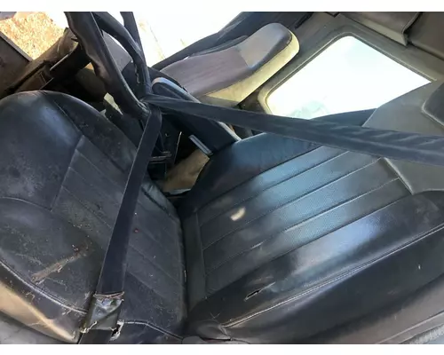 International 9200 Seat (Air Ride Seat)