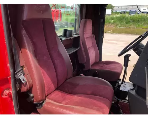 Seat, Front International 9200 Vander Haags Inc Dm