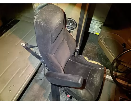 International 9200 Seat (non-Suspension)