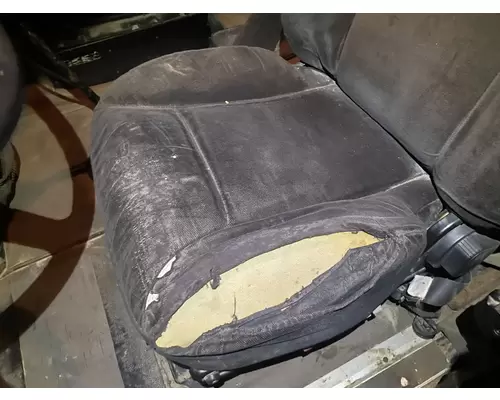 International 9200 Seat (non-Suspension)