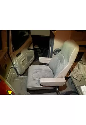 International 9200 Seat (non-Suspension)