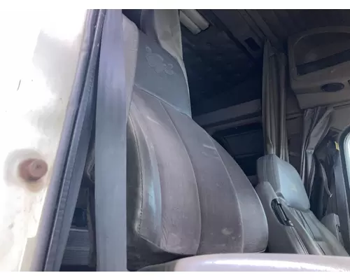 International 9200 Seat (non-Suspension)
