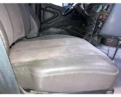 International 9200 Seat (non-Suspension)
