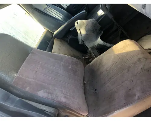 Seat, Front International 9200 Vander Haags Inc Sp