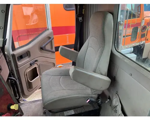 Seat, Front International 9200 Vander Haags Inc Dm