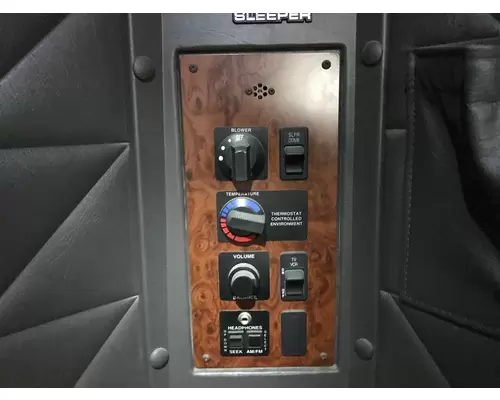 International 9200 Sleeper Controls