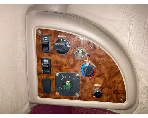 International 9200 Sleeper Controls