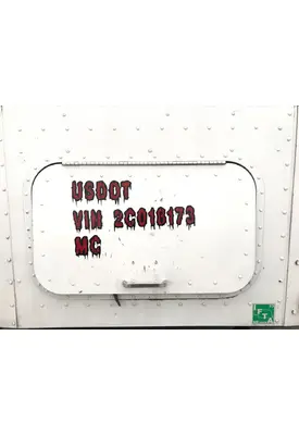 International 9200 Sleeper Door