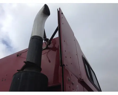 International 9200 Sleeper Fairing