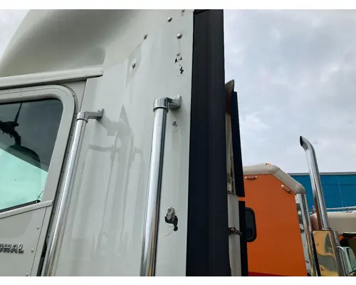 International 9200 Sleeper Fairing