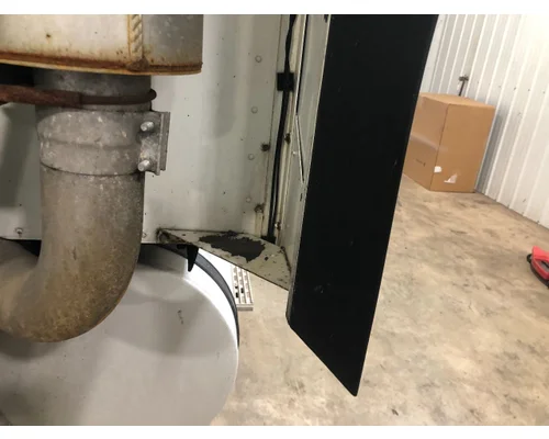 International 9200 Sleeper Fairing