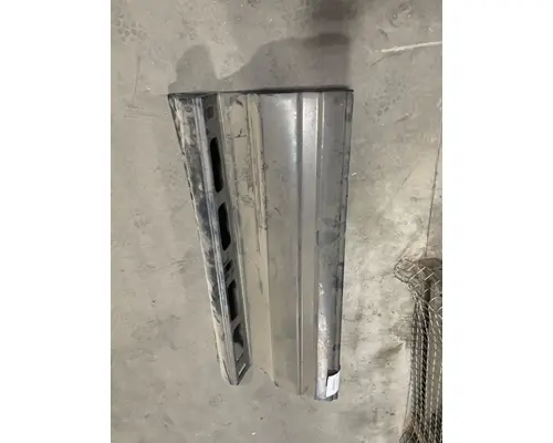 Sleeper Fairing INTERNATIONAL 9200 K &amp; R Truck Sales, Inc.