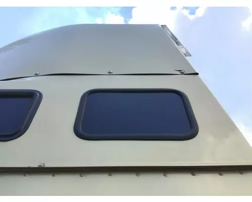 International 9200 Sleeper Window