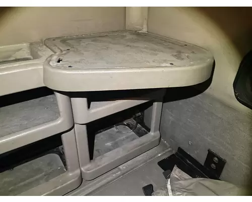 International 9200 Sleeper
