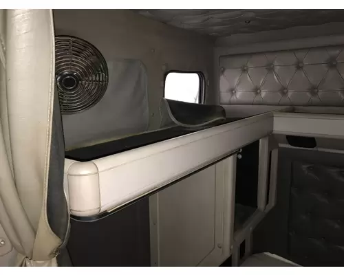 International 9200 Sleeper