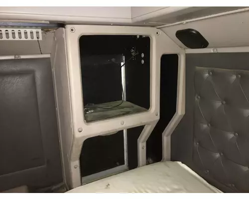 International 9200 Sleeper