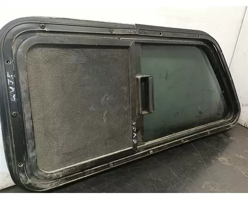 International 9200 Special Glass