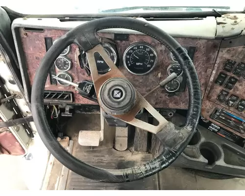 International 9200 Steering Column