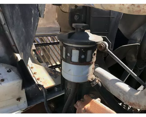 International 9200 Steering or Suspension Parts, Misc.